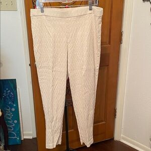 🍷🍷🍷BOGOHO 🍷🍷🍷Chic Cream Women's Cropped Pants-PXL